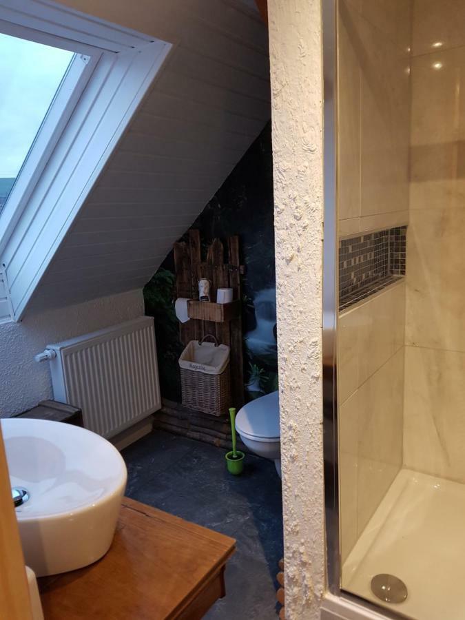 Zucht- Und Ausbildungsstall Rubly Kleinbundenbach Exterior foto