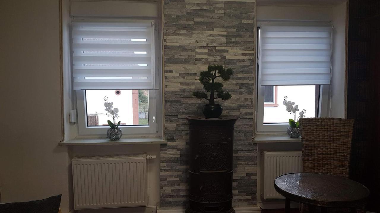 Zucht- Und Ausbildungsstall Rubly Kleinbundenbach Exterior foto
